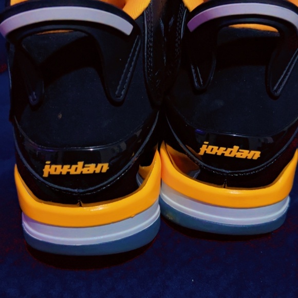 Jordan - Picture 3 of 3